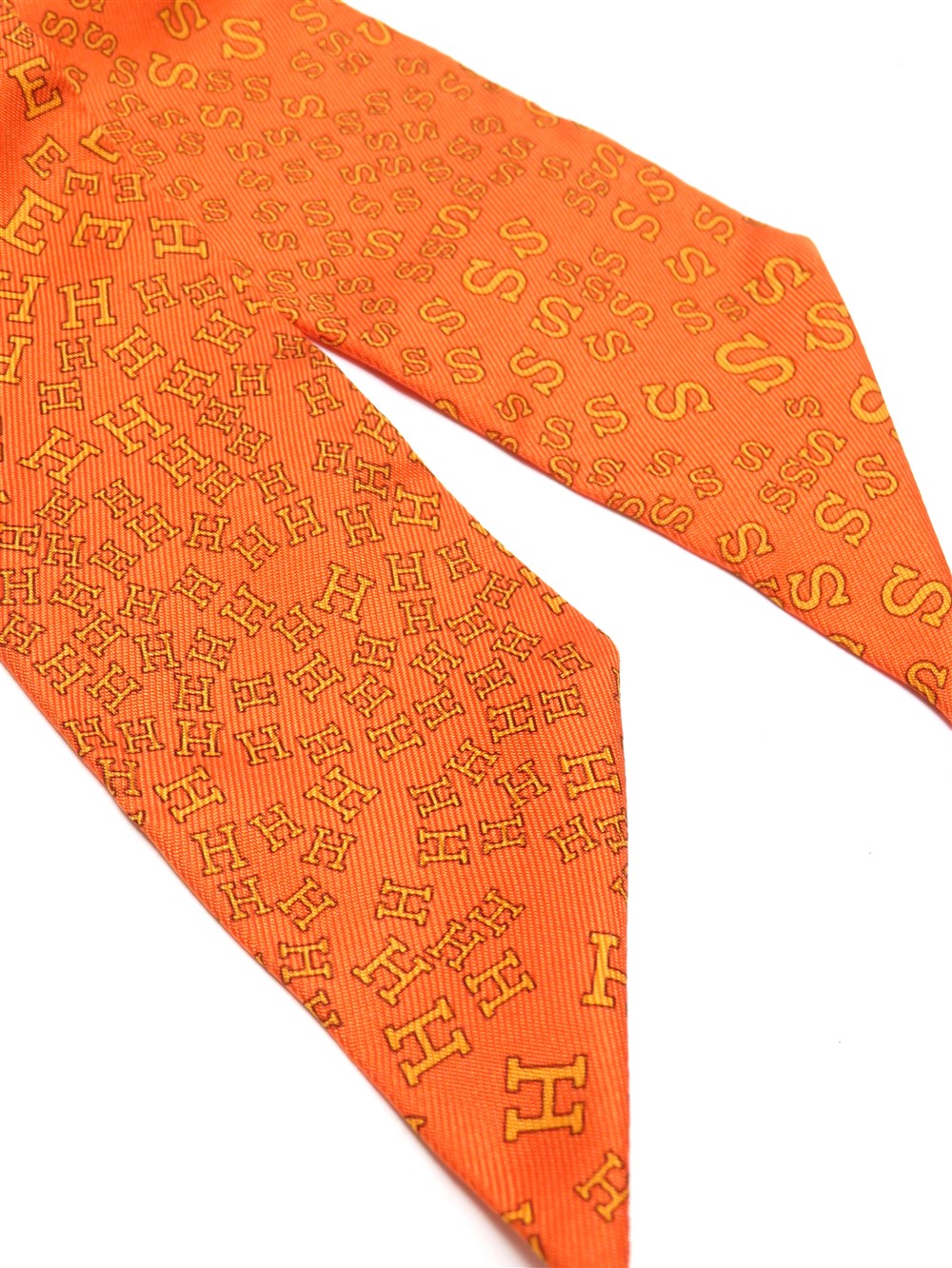 ツイリー ロゴ アルファベット 総柄 スカーフ