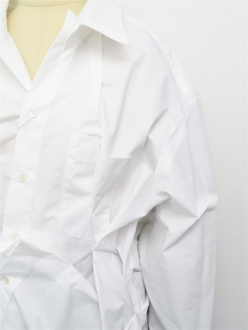 アシンメトリー ギャザー シャツ