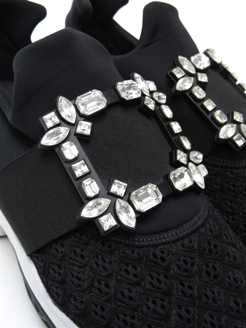 Roger Vivier ヴィヴラン ストラスバックル スニーカー