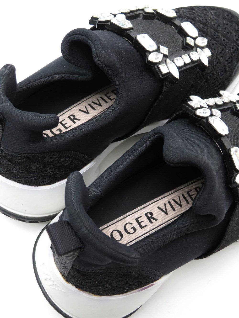 Roger Vivier ヴィヴラン ストラスバックル スニーカー