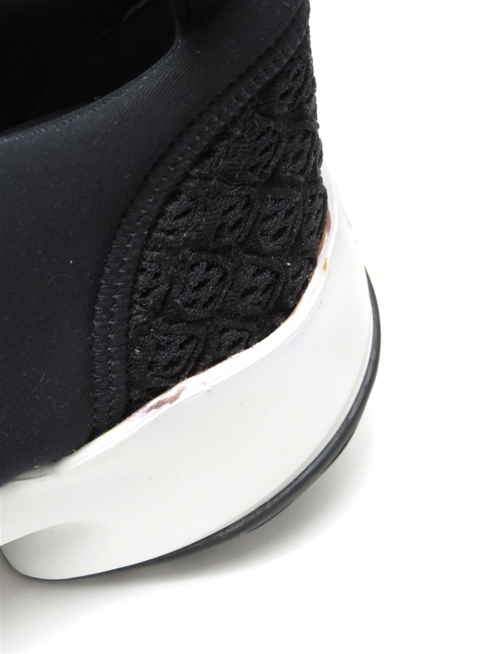 Roger Vivier ヴィヴラン ストラスバックル スニーカー