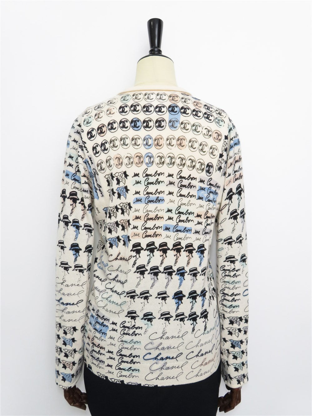 CC カシミヤ カンボンプリント Vネック ニット トップス 06C